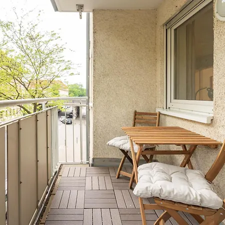 Staytime I Lumi I Balcony I Lage Apartamento *