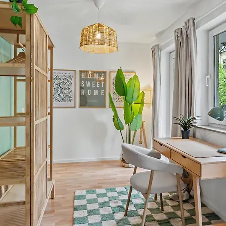 Apartment Staytime I Lumi I Balcony I Lage